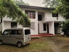 4Bed House for Rent in Nugegoda (SP954)
