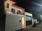 4BR modern 2 storey house for rent in dehiwala off kawdana