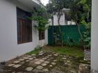 4BR single storey individual house rent in dehiwala off saranankara rd