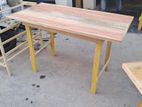 4×2 Table
