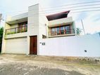 5 Bed New Luxury House for Rent Thalawathugoda