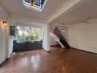 5 Bed Rooms House for Rent Mirihana