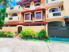 5 Bed rooms Luxury House for Sale in Dehiwala Nadimala