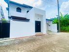 5 BED UPSTAIRS HOUSE FOR RENT KOTTAWA