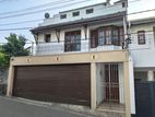 5 Bedroom House for Rent in Malabe (EM029DV)