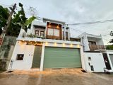 5-Bedroom House for Sale in Battaramulla