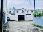 5-Bedroom House for Sale in Katubedd