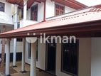 5 Bedroom House with 2 annex at Mahara Junction