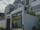 5 Bedroom Luxury House for Rent in Gothatuwa