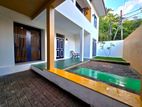5 Bedroom Luxury House for Sale – Thalawathugoda
