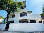 5 bedroom spacious house for rent in dehiwala