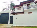 5 Bedrooms / Bricks Walls Luxury Two Storied House Piliyandala