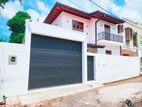 5 Bedrooms House for Sale in Piliyandala