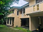 5 Bedrooms House Pannipitiya 300 Meters Highlevel Road