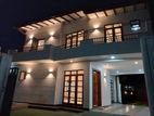 5 Bedrooms Luxury House for Sale Piliyandala