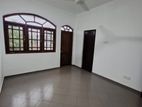 5 BR House For Rent in Colombo 4 - PDH255