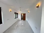 5 BR House For Rent in Thalawathugoda - PDH303
