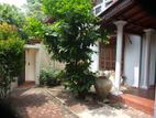 5 BR House For Sale in Nawala - PDH243