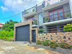 5 min Kahatuduwa Highway / Luxury 3 Storied House For Sale
