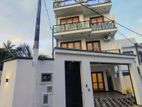 500m to Maharagama Brand New Three Storey Luxury House for Sale(vd6usi
