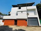 5BR House For Rent In Dehiwala - 3437