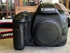 Canon 5D IV