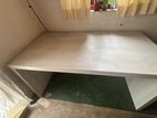 5x2.5 ft Arpico White Office Table