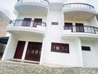 6 Bed house for rent near thalawathugoda junction