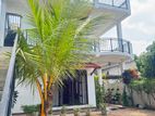 6 Bedroom House for Rent at Kotikawaththa, Angoda (EM028DK)