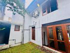 6 Bedroom House with for Sale - Battaramulla