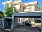 6 Bedrooms House in Kiribathgoda Makola for Rent