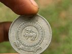63-Year-Old 1963 Ceylon Sri Lanka One Rupee Coin KM#133 Lion VF/XF Rare