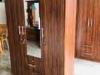 6*4 Ft 3 Door Melamine Wardrobes with Mirror .