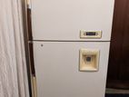 647 L Capacity Refrigerator