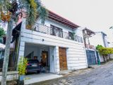 6BED HOUSE FOR RENT IN THALAWATHUGODA WITH FURNITURE (SP634)