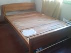 6'×4' Bed with Mettrass