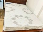 6×5 තේක්ක ඇද සමග Aprico Spring Mattress