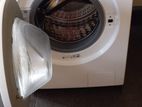 7 Kg Laundry Front-Load Washer -Digital Inverter