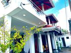 7 PERCH LUXURY UP HOUSE SALE IN NEGOMBO AREA