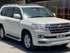 70% EASY Loan 14.5% ( 7 YEARS ) TOYOTA LAND CRUISER SAHARA V8 2016