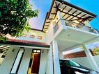 700M To Bus Road Upstairs Beautiful Big Living House For Sale Negombo
