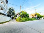 7.2P Land For Sale In Maharagama - Facing Temple Road