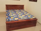 72x60 - 6x5 Queen size Teak Box Bed And double layer mattress