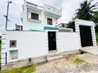 7.5 Perches with Brand New Upstairs House for Sale in Athurugiriya