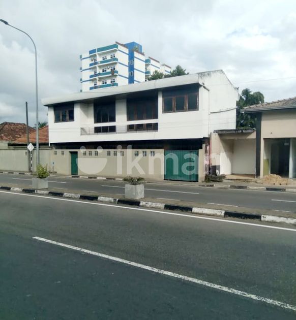 7BR (17P) Luxury House for Rent in Colombo 15. ikman