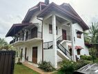 8 Bedroom House for Rent Kirindiwela - Gampaha