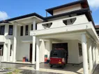 8 Bedrooms House for Rent Seeduwa Town Main Road Facing