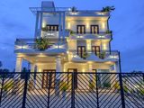 8 Rooms Luxury 3 Stored House Sale Negombo Kadirana