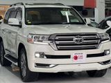 80% Easy Leasing 12% ( 7 Years ) Toyota Land Cruiser Sahara V8 2013/2015