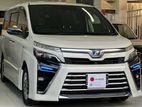 80% Easy Leasing 12% ( 7 Years ) Toyota Voxy 2014